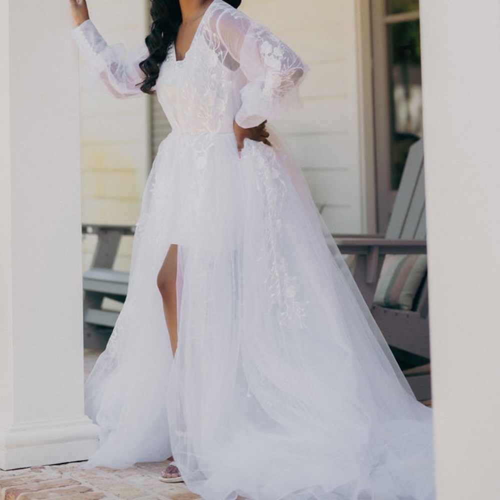 Luxury Custom Bridal Robe 💍 - Picture 3 of 4